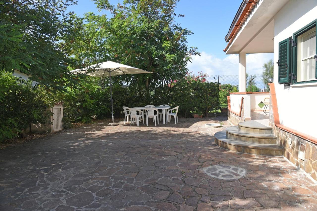 Beachside House Sperlonga Exterior photo